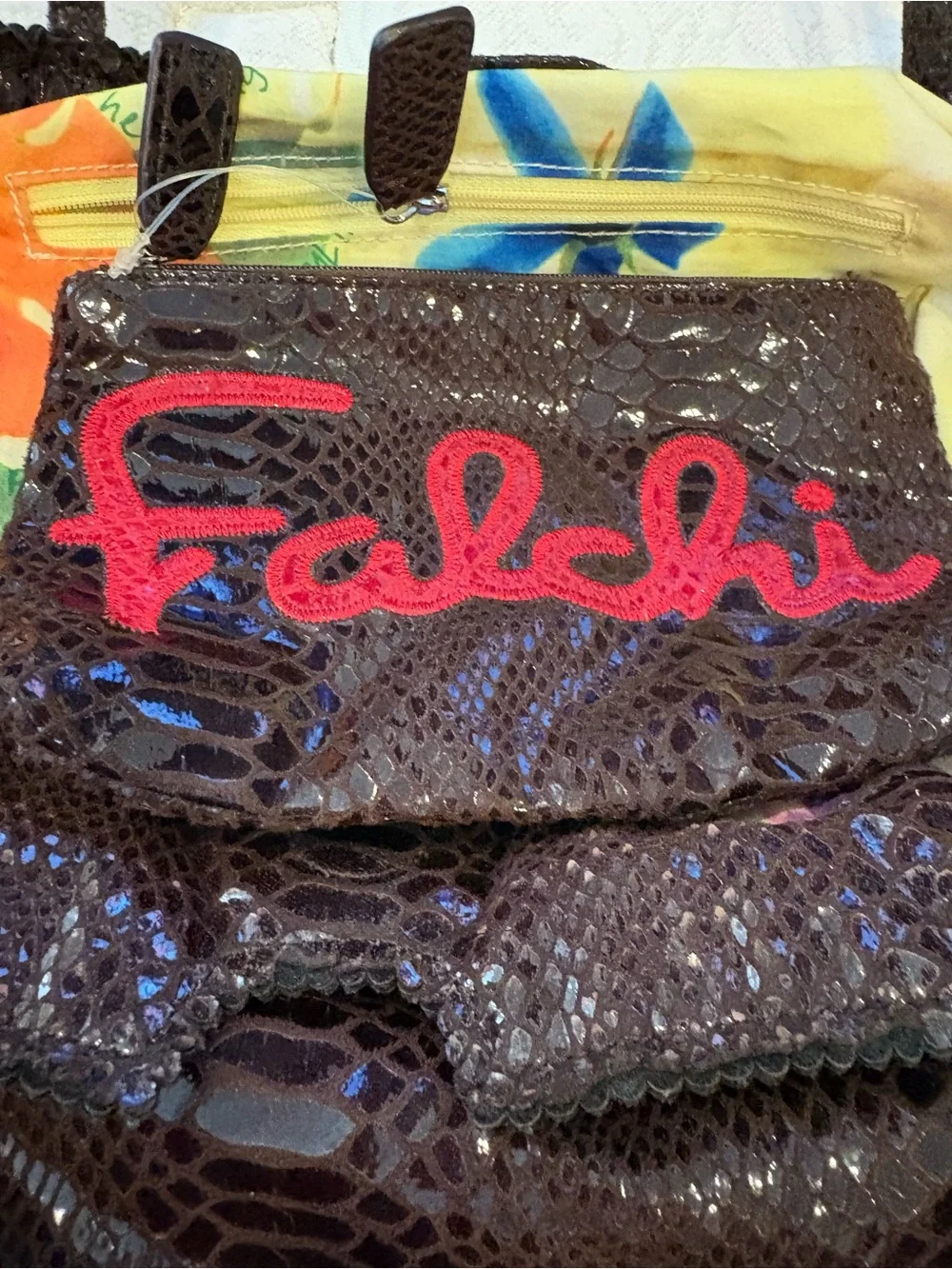 Carlos Falchi NWOT Oversized Embossed Snakeskin Tote Brown w/ Matching Zip Pouch